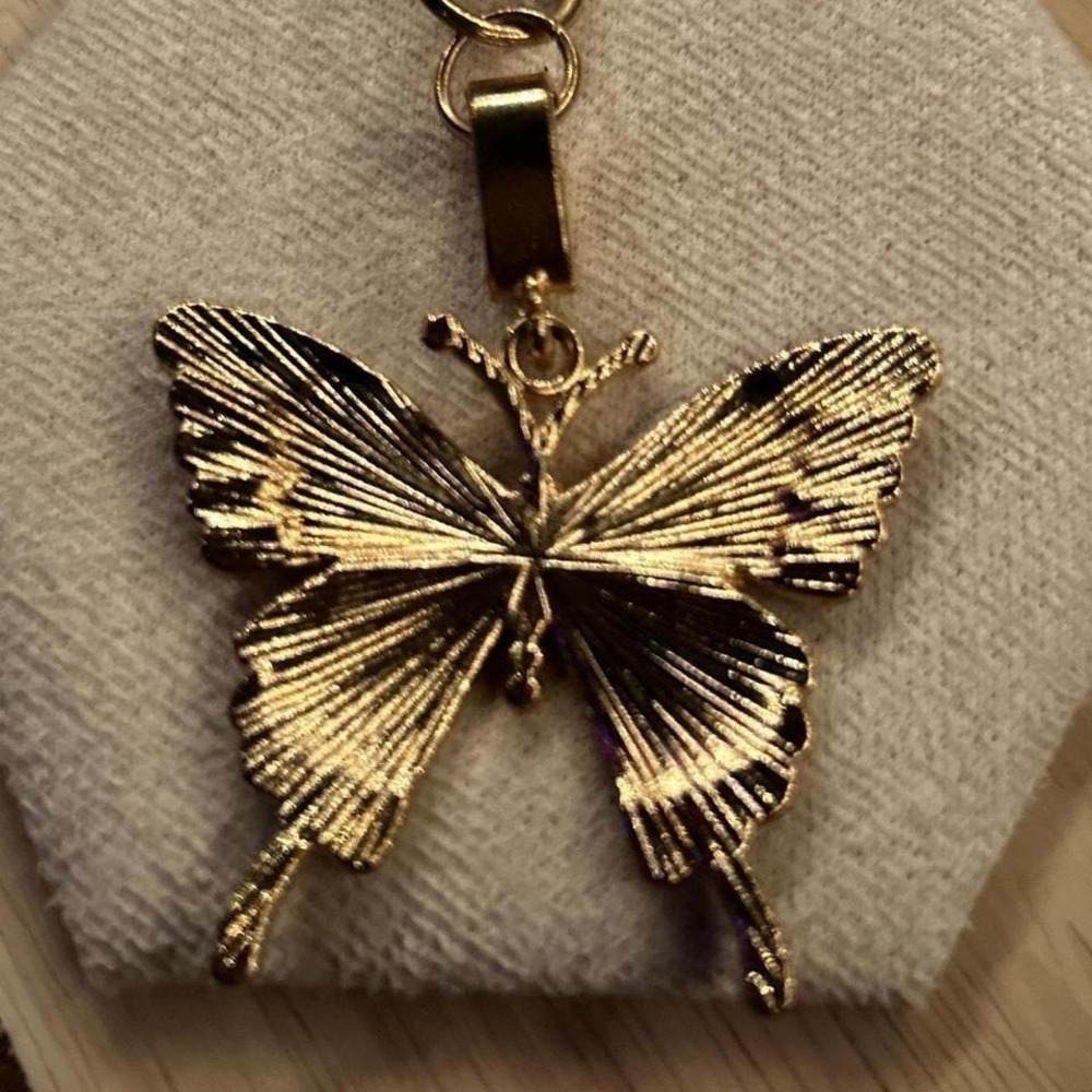 Gold tone butterfly purse charm keychain - Picture 6 of 6